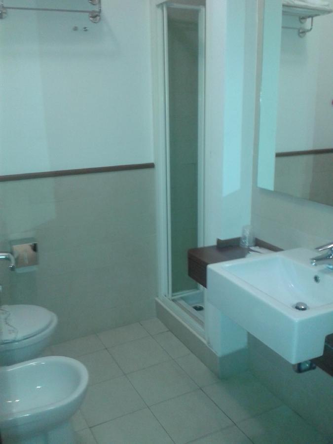 Hotel Albatros Terracine Chambre photo